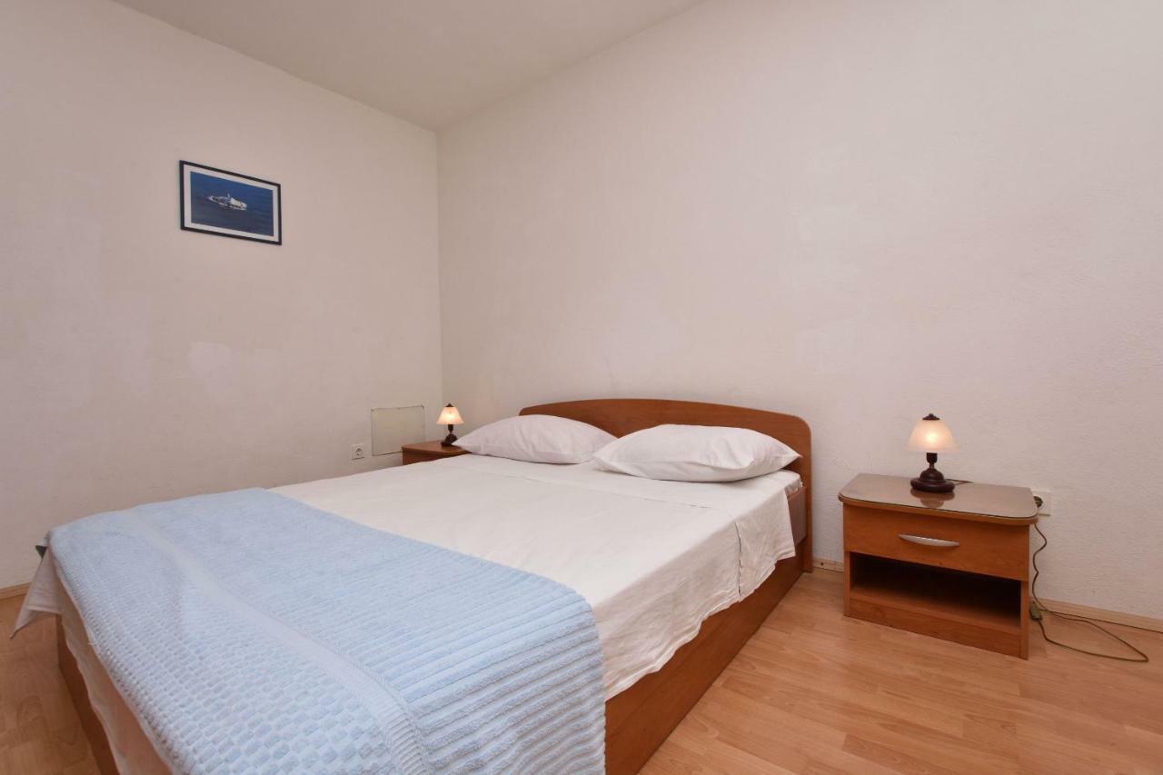 Apartments And Rooms Jakov Primošten Exterior foto