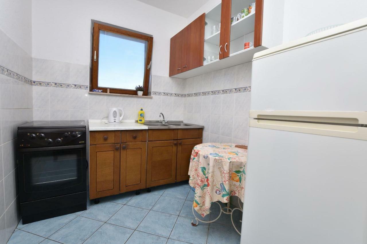Apartments And Rooms Jakov Primošten Exterior foto